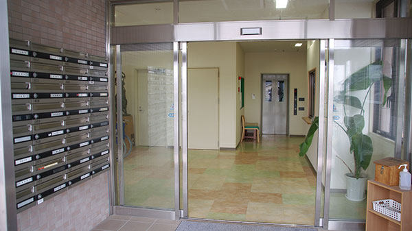 施設風景 玄関